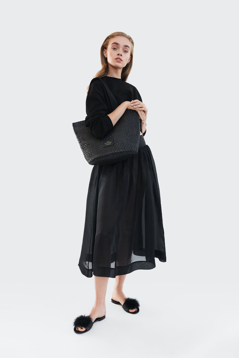 Small Tote Bag “black woven”