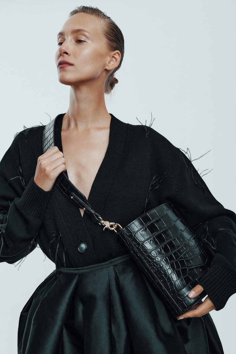 Cylinder Bag “glossy black crocodile”