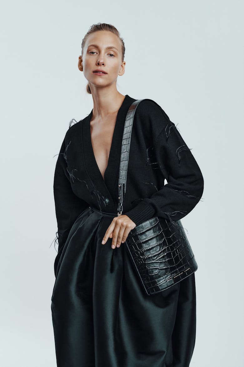 Cylinder Bag “glossy black crocodile”