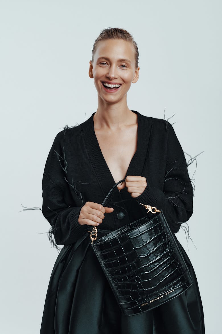 Cylinder Bag “glossy black crocodile”