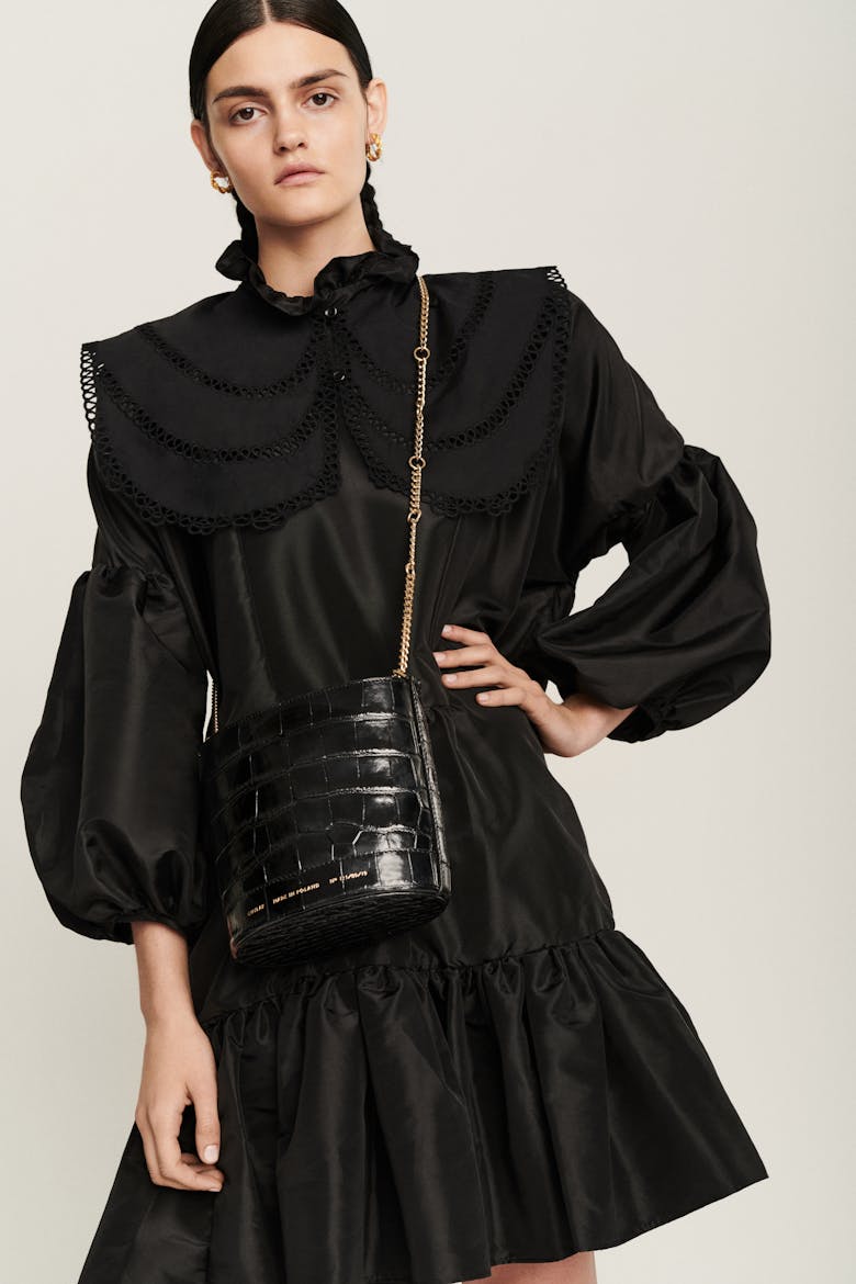 Mini Cylinder Bag “glossy black crocodile”