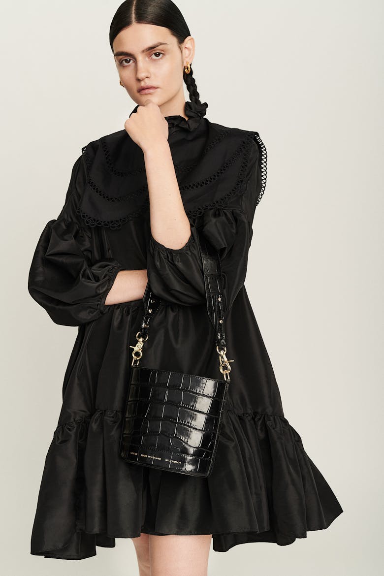 Mini Cylinder Bag “glossy black crocodile”