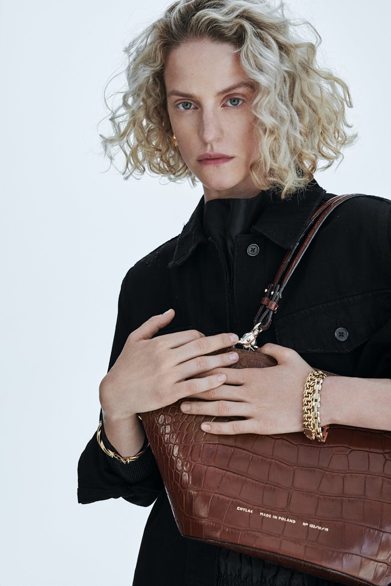 Big Basket Bag “glossy caramel crocodile”