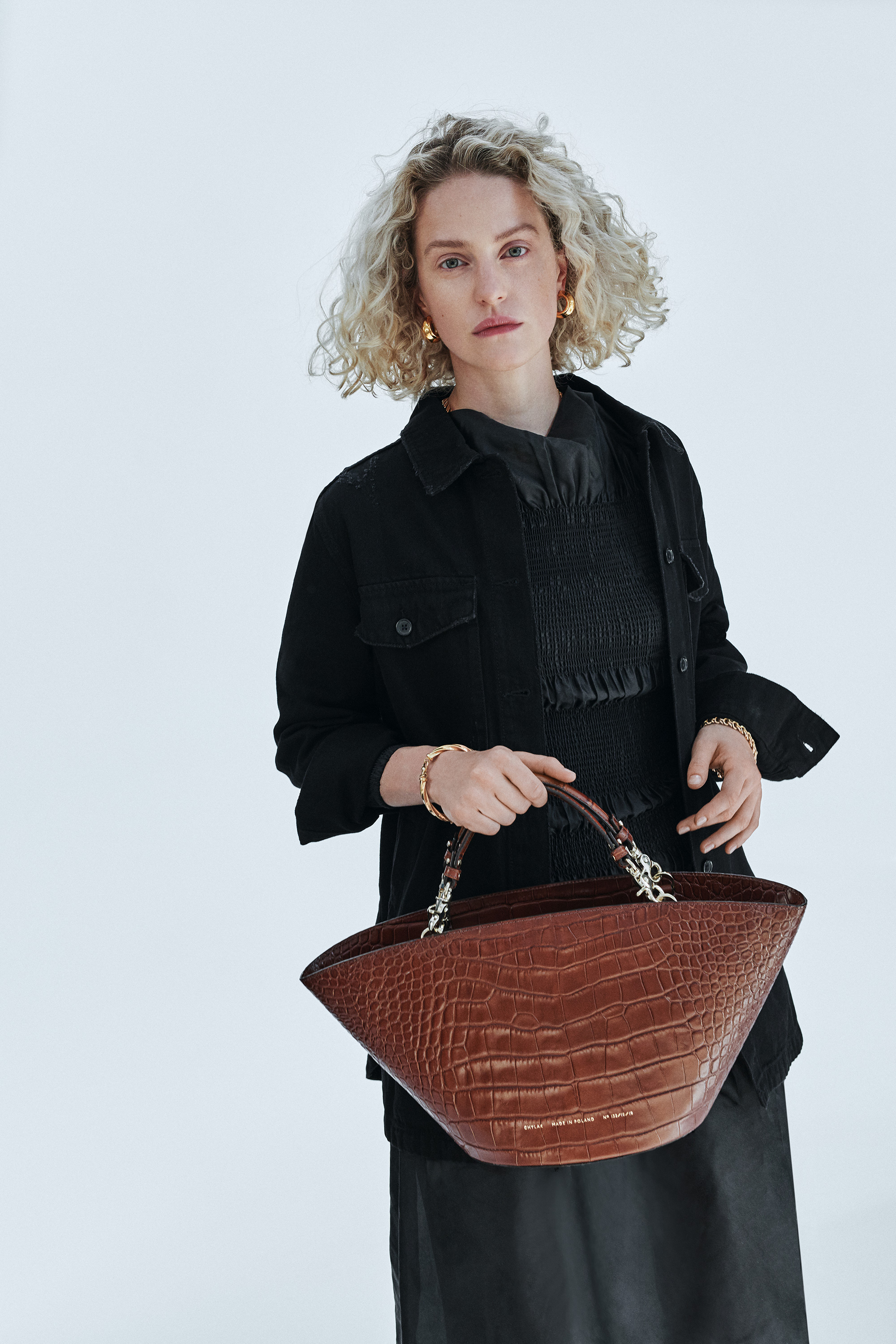 Icon Leather & Rafia Big Tote in brown | Alanui Official Website