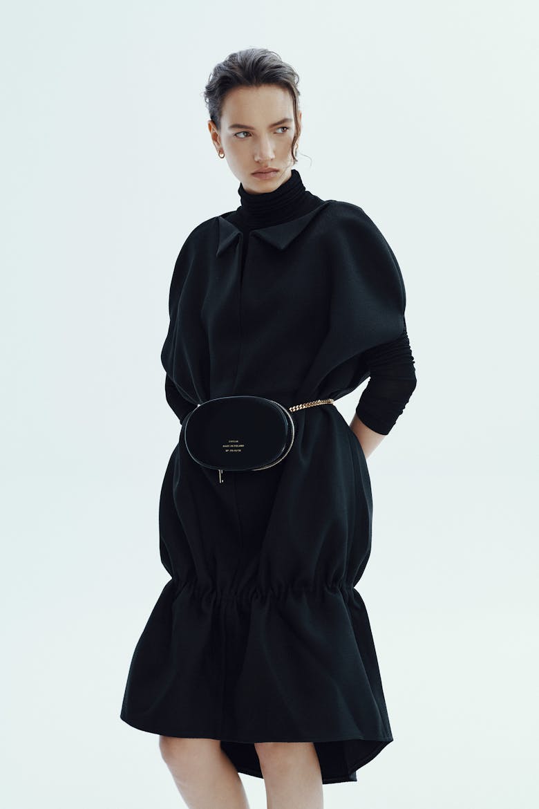 Ellipse Bag “glossy black”