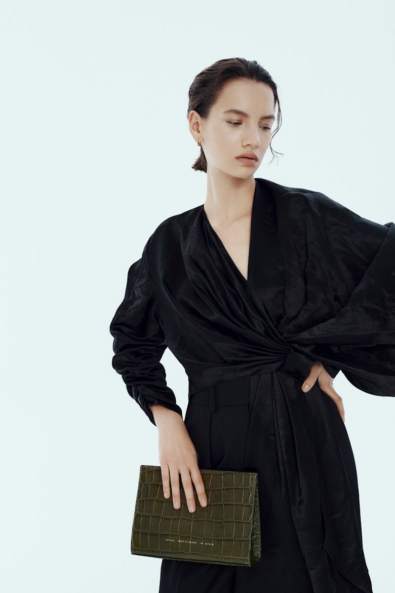 Clutch “olive crocodile” 