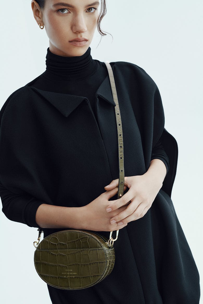 Ellipse Shoulder Bag “olive crocodile“