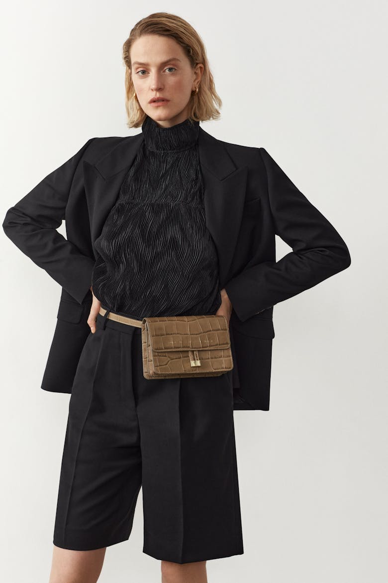 Mini Belt Bag “beige crocodile”