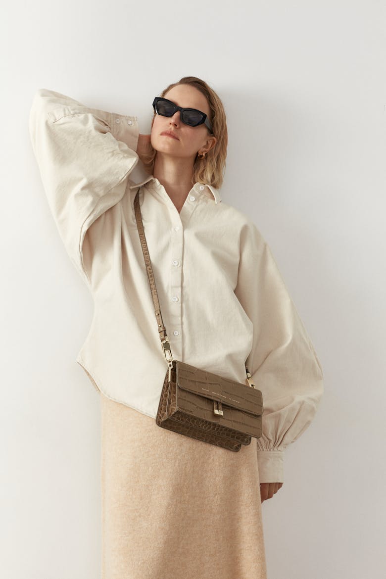 Long Strap “beige crocodile”