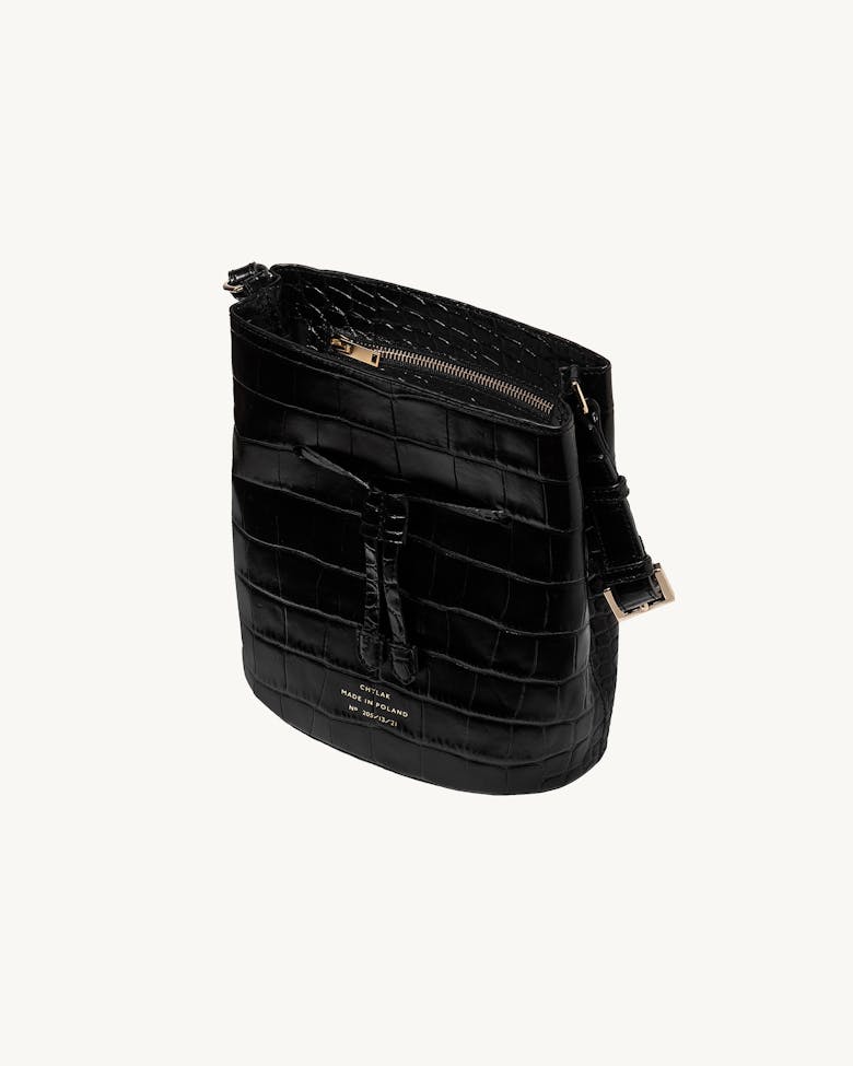 Structured Bucket Bag “glossy black crocodile”