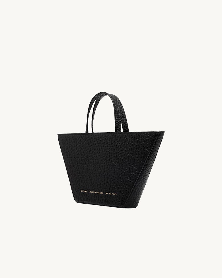 Trapeze Bag “black pebbled leather”