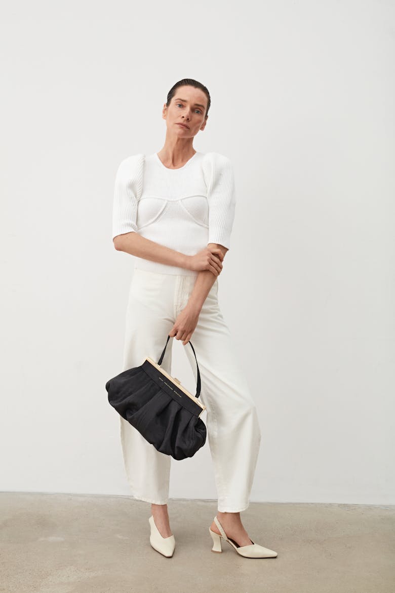 Dumpling Clasp Bag Moiré Black 