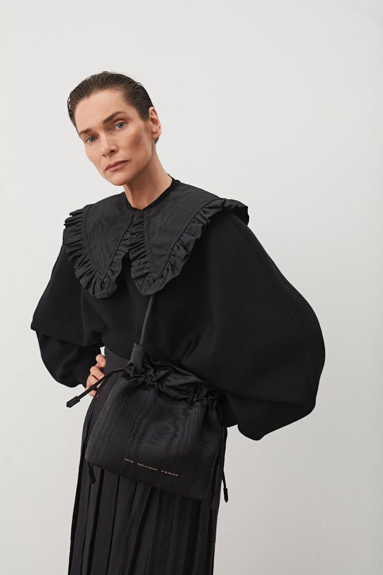 Soft Drawstring Bucket Bag Moiré Black