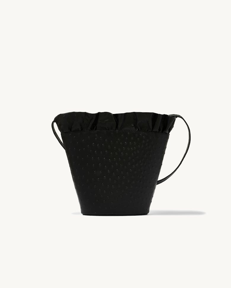 Flounce Bucket Bag “black ostrich”