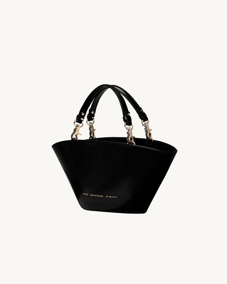 Small Basket Bag “glossy black”