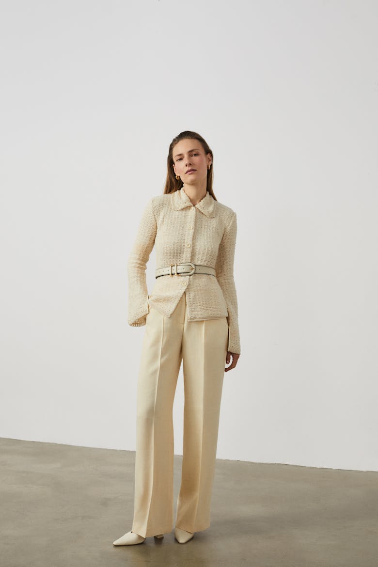 Horseshoe Buckle Belt Cream