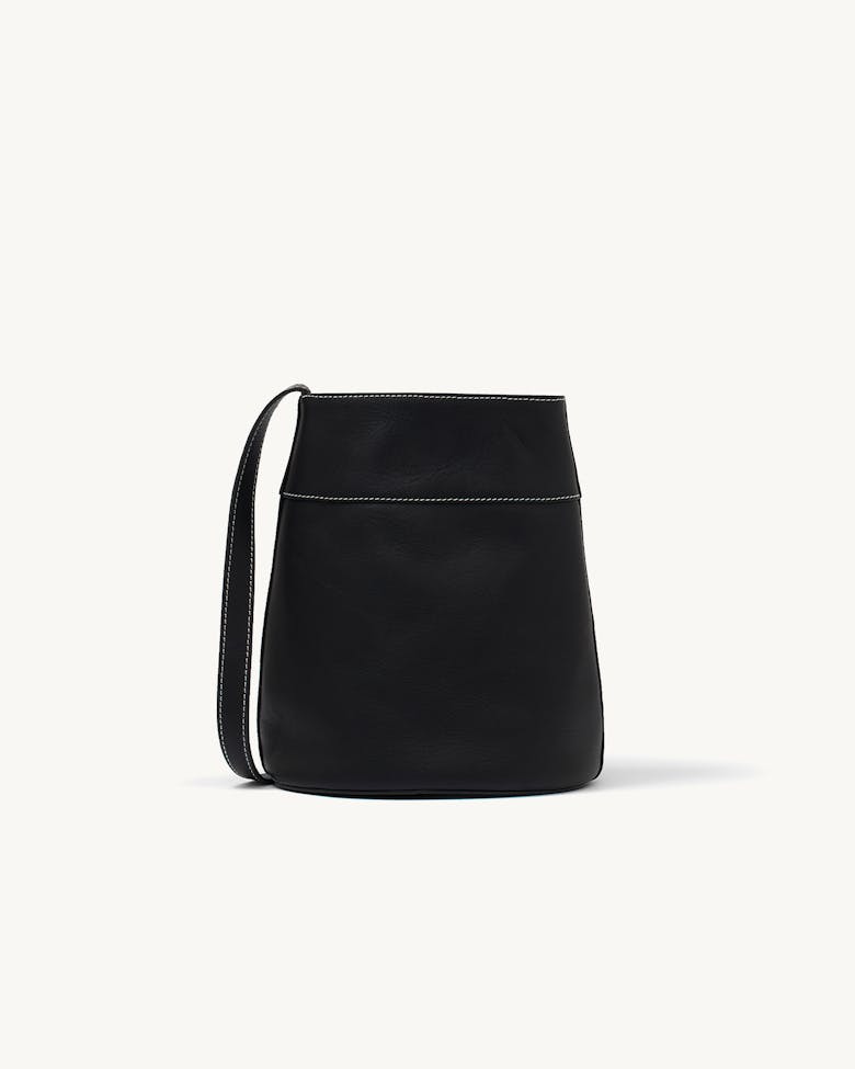 Knot Bucket Bag Black