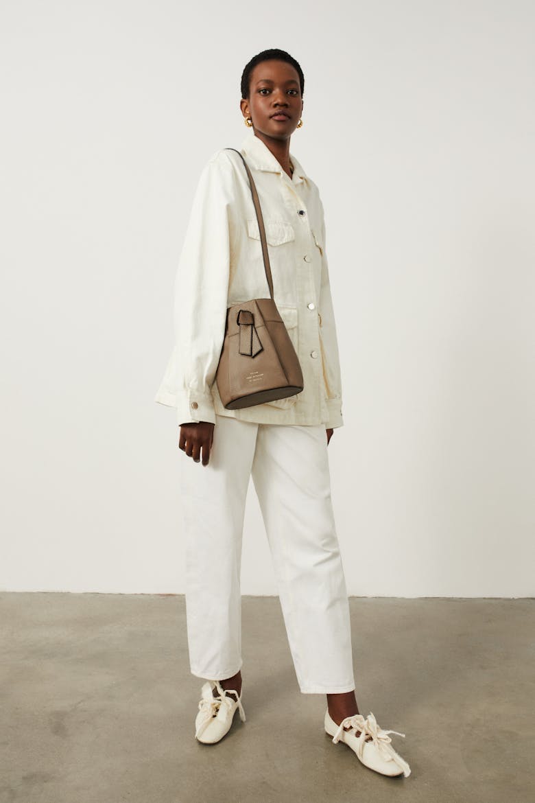 Knot Bucket Bag Taupe