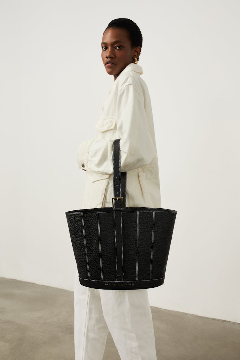 One-Strap Tote Bag Black