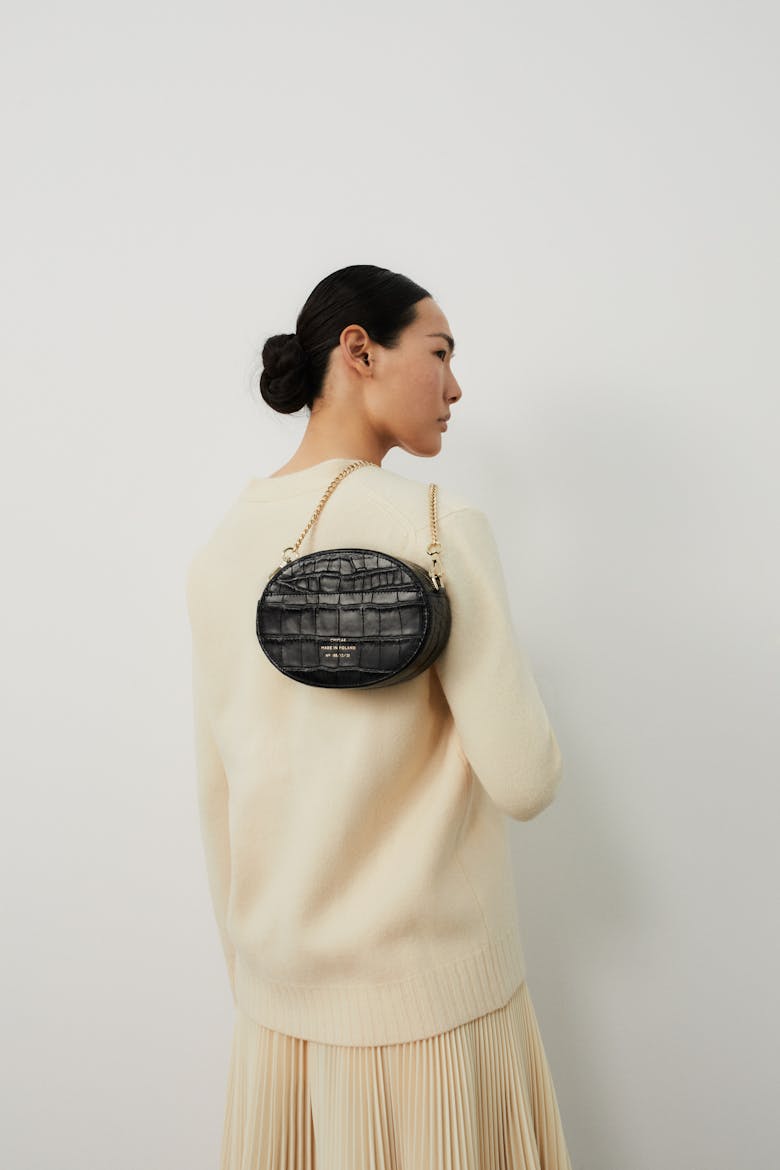 Ellipse Shoulder Bag “glossy black crocodile”