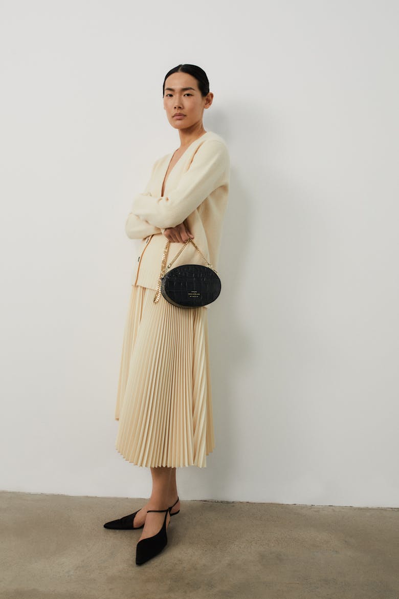 Ellipse Shoulder Bag “glossy black crocodile”