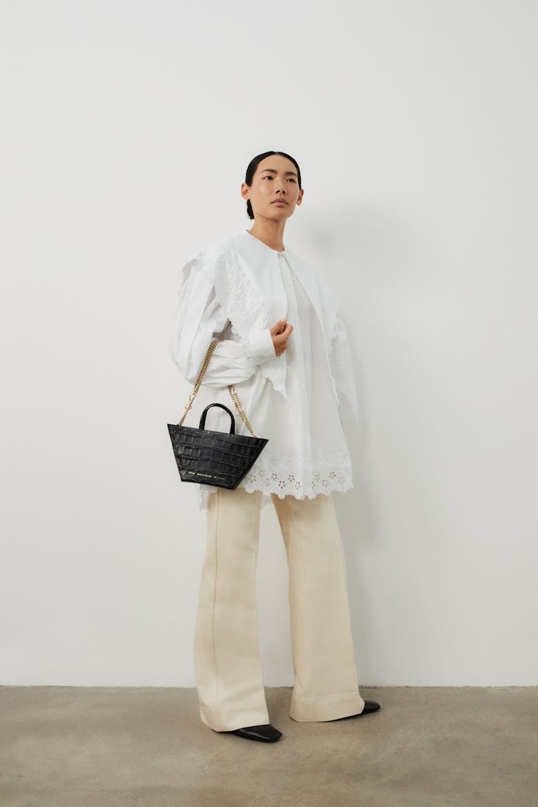 Trapeze Bag “glossy black crocodile”