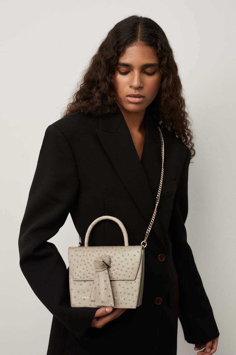 Box Knot Bag “beige ostrich”