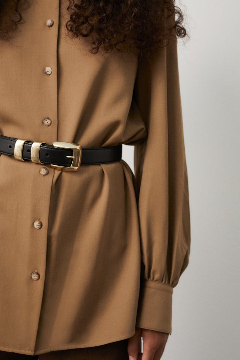 Gold Loop Belt Black