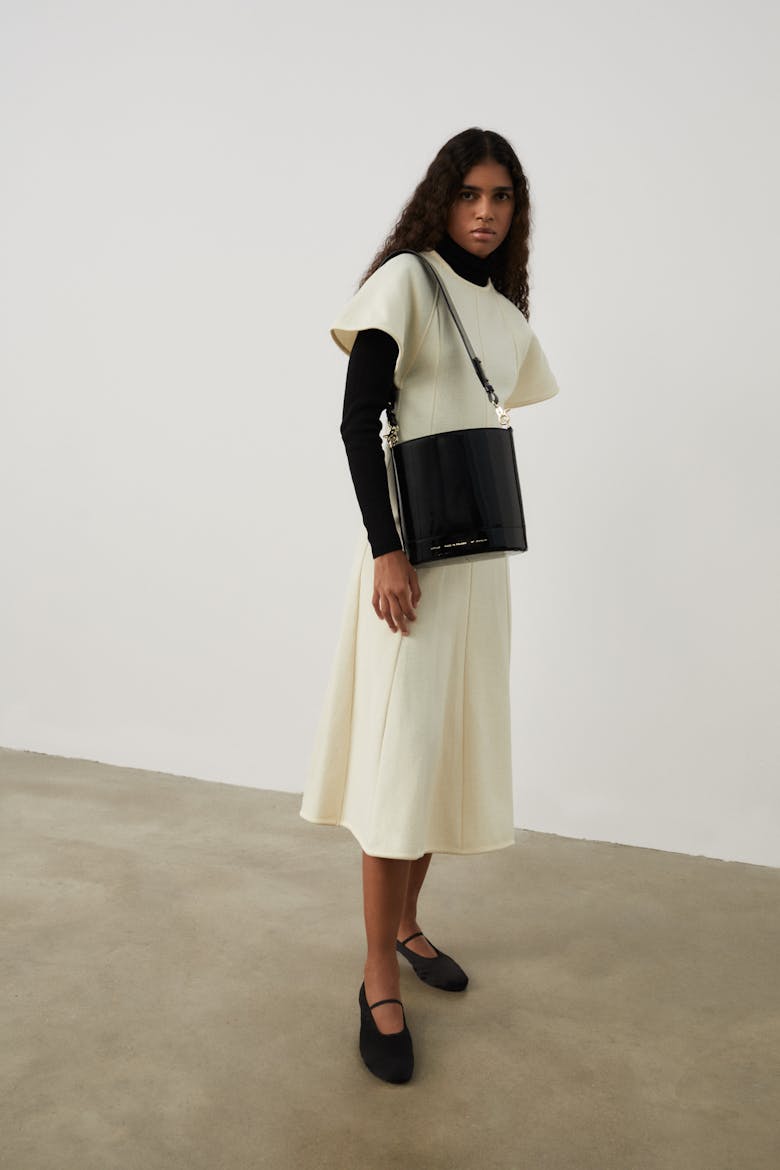 Cylinder Bag “black patent leather”