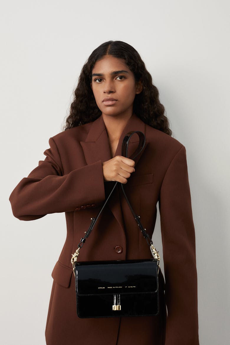 Shoulder Bag “black patent leather” 