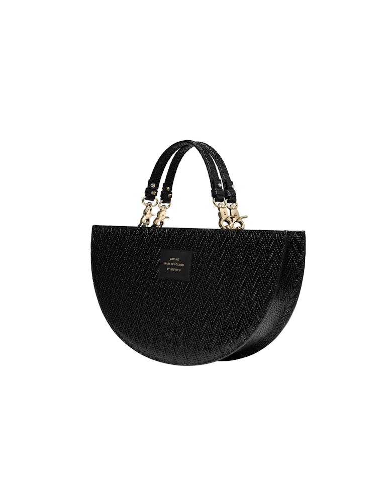 Half Moon Bag “black woven leather”