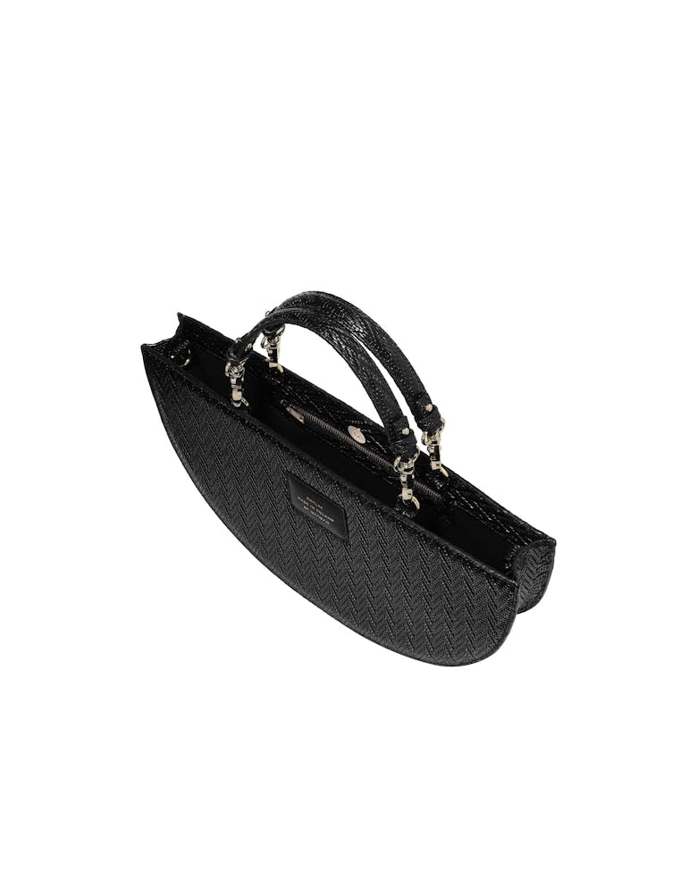 Half Moon Bag “black woven leather”
