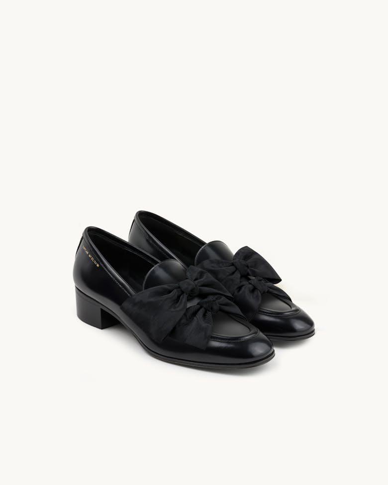 Bow Loafers “glossy black”