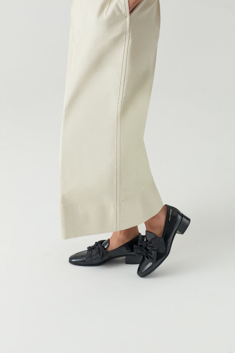 Bow Loafers “glossy black”
