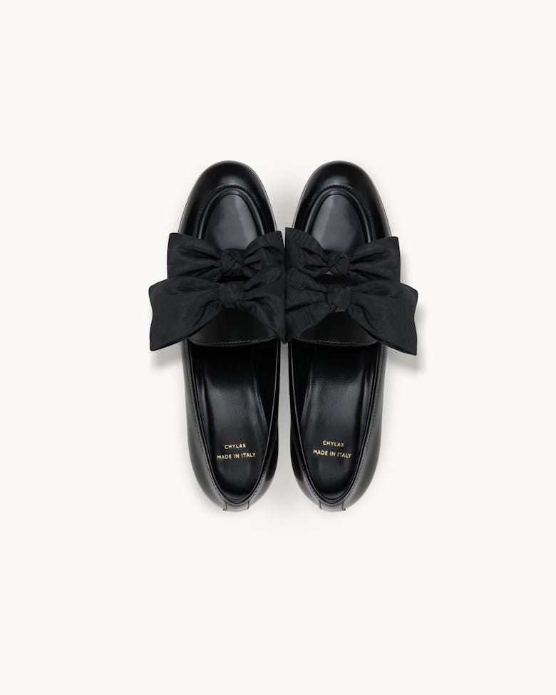 Bow Loafers “glossy black”