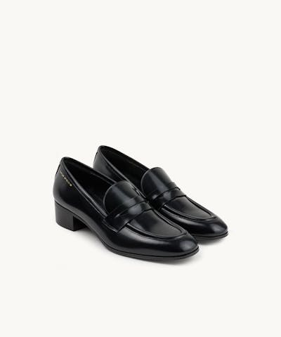Classic Loafers “glossy black”
