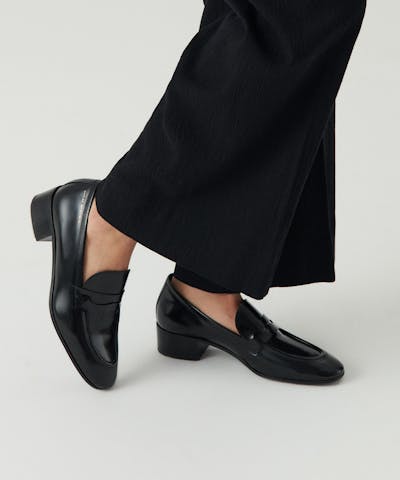 Classic Loafers “glossy black”