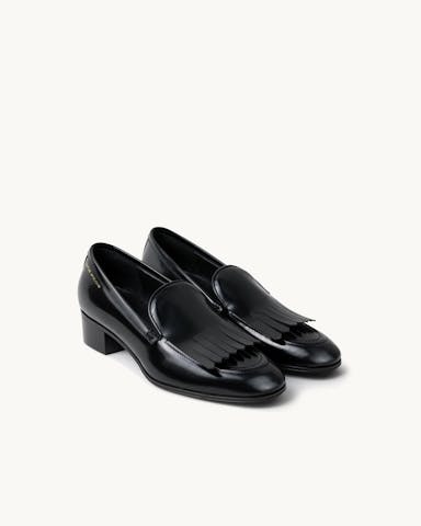 Fringe Loafers “glossy black”