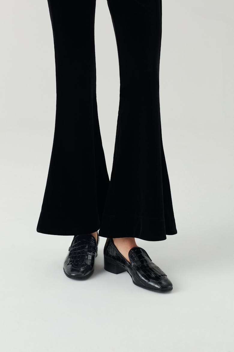 Fringe Loafers “glossy black crocodile”