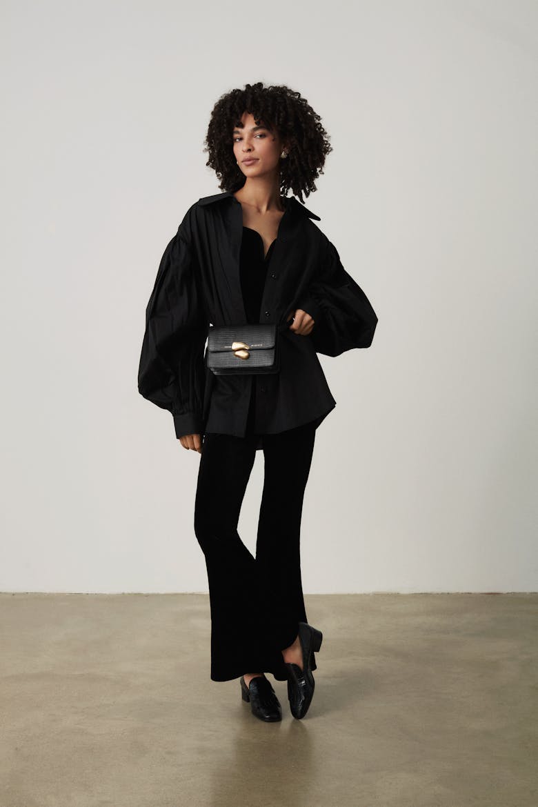 Mini Belt Bag with Sculptural Seal “black lizard”