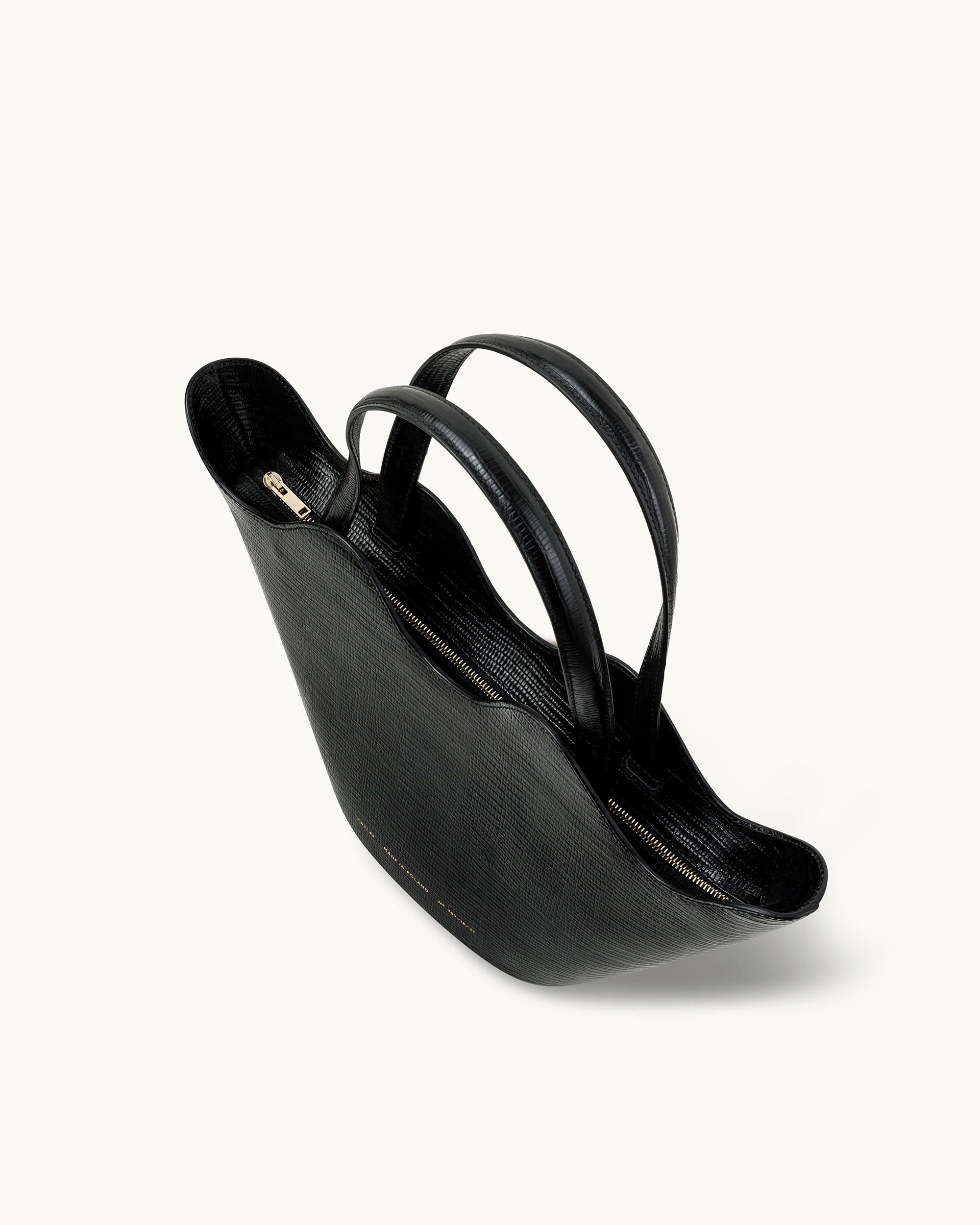 N.05 Mini Wave Bag in Black