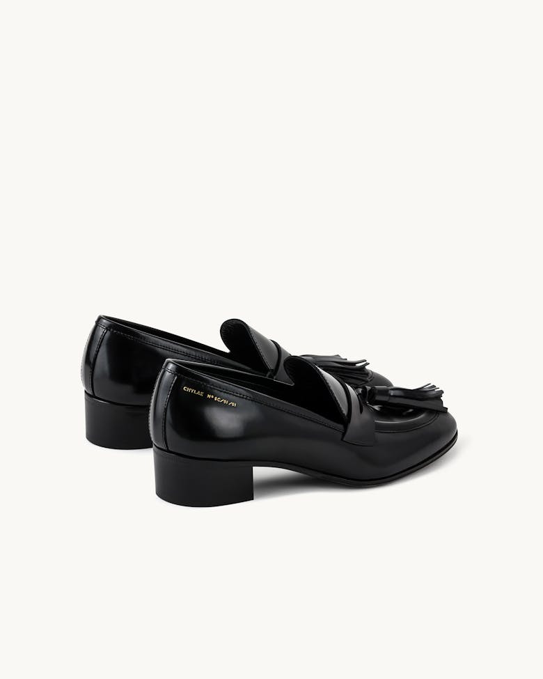 Classic Loafers with Tassels “glossy black”