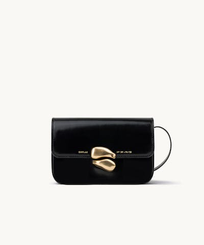 Flap Bag with Sculptural Seal “glossy black”