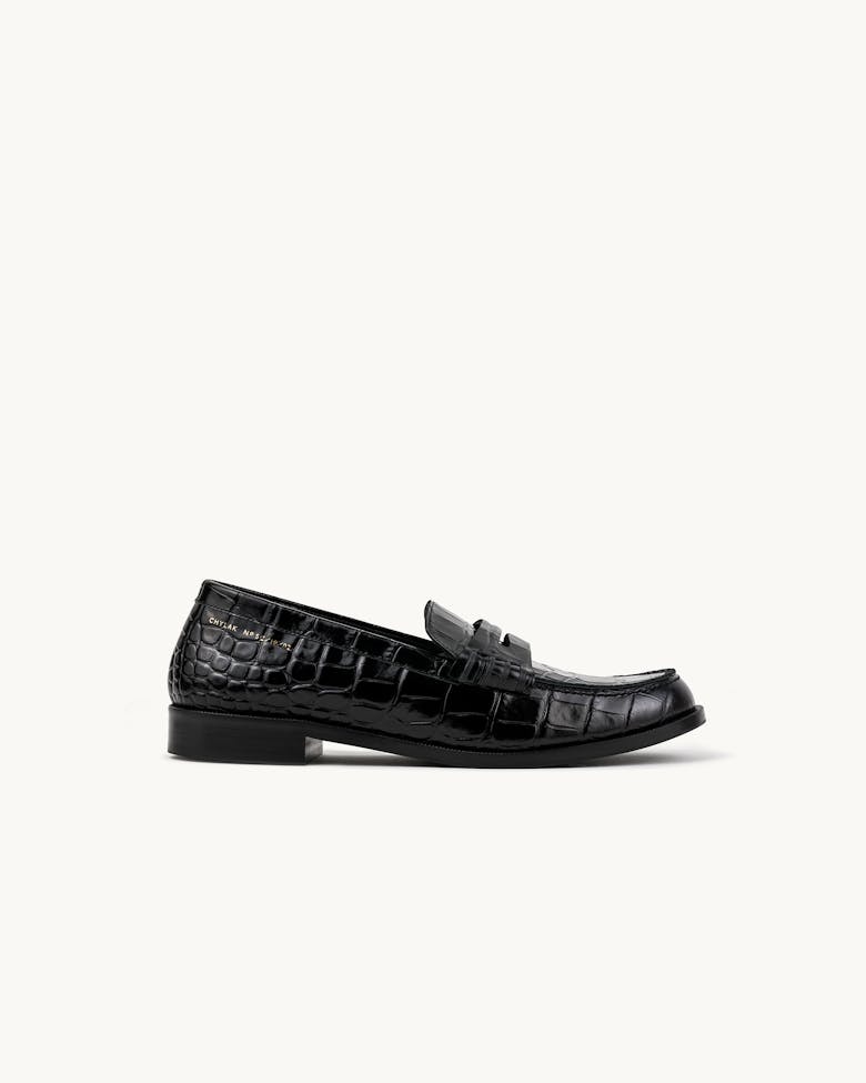 Penny Loafers “glossy black crocodile”