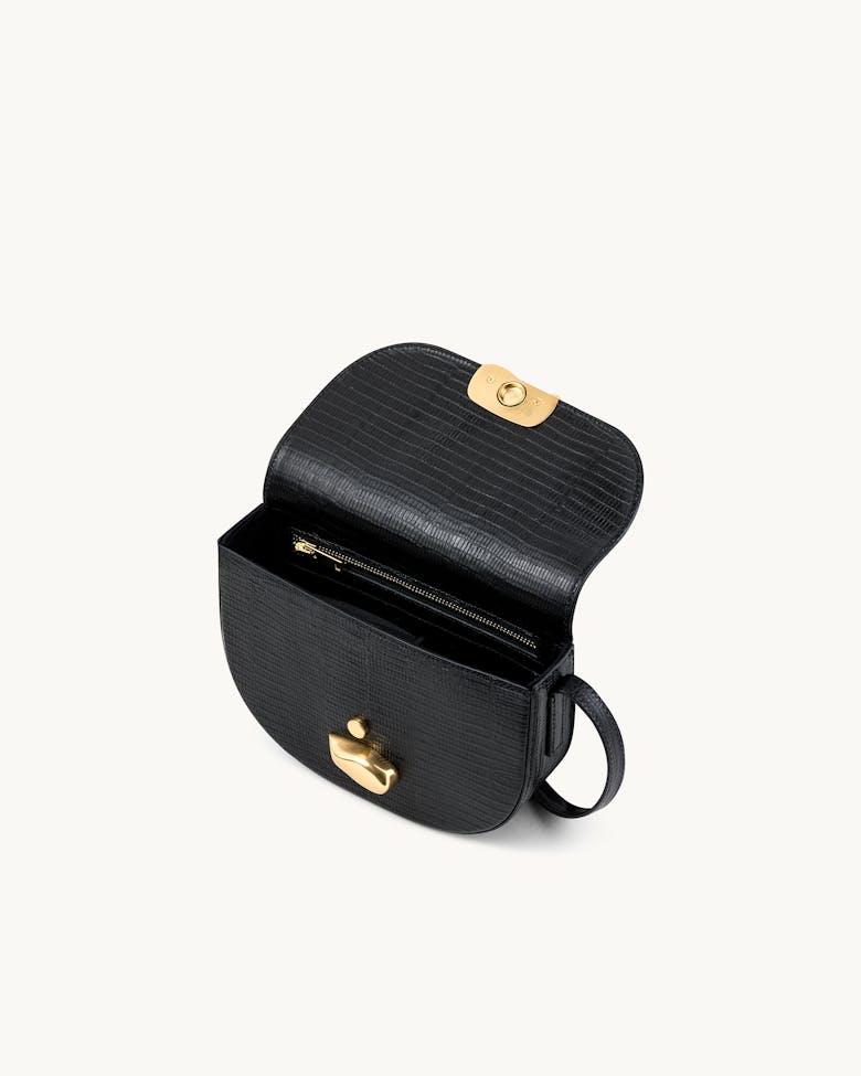 Saddle Bag with Sculptural Seal “black lizard”