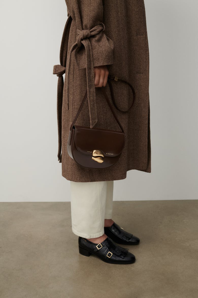 Torebka Półksiężyc z Kamieniem „brązowa błyszcząca skóra”