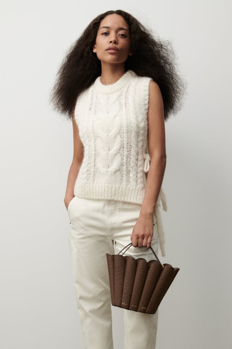 Small Shell Bag “brown ostrich”