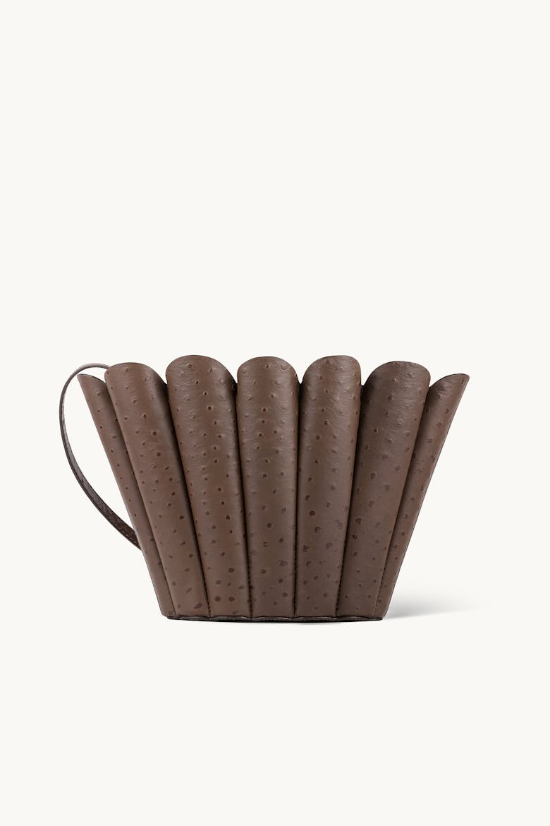 Small Shell Bag “brown ostrich”
