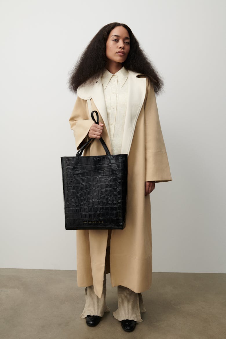 Tall Tote Bag “glossy black crocodile”