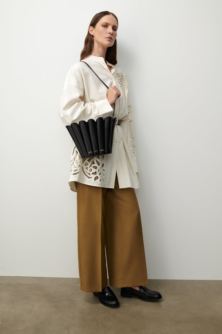 Small Shell Bag “black lizard”